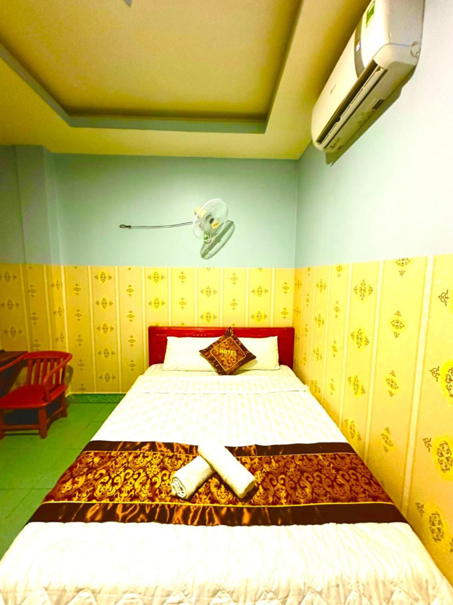 Nhu Quynh Hotel Hcm Hô Chi Minh-Ville Extérieur photo